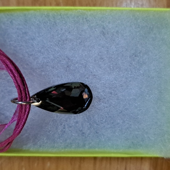 After Dark Crystal Marquise Necklace - Picture 2 of 6